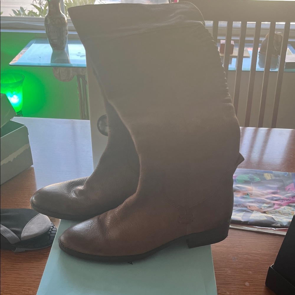 Elan Brown Heeled Boots